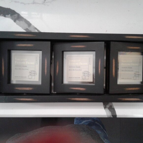 World Market Picture Frame Set - Picture 2 of 4